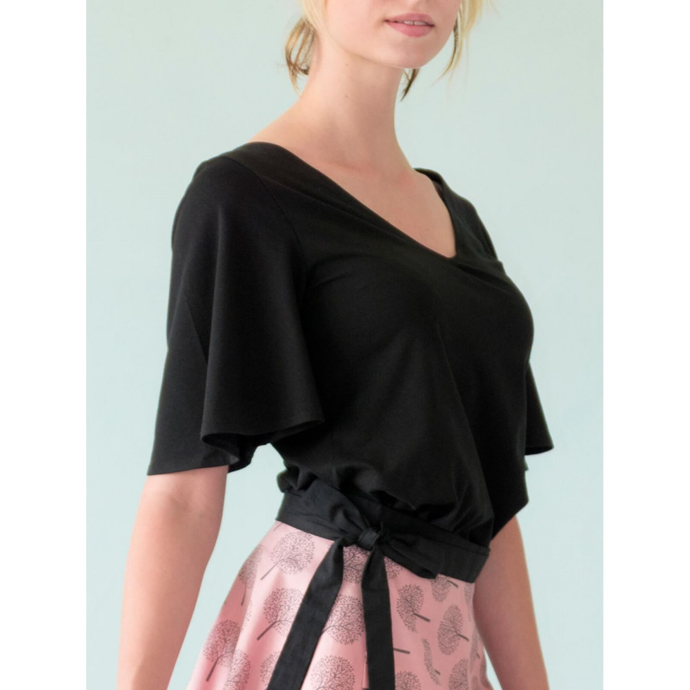 Top bio Maria noir manches courtes à volants