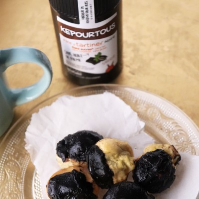 Dessert à la pâte à tartiner noire sans lait, sans sucres, sans noisettes