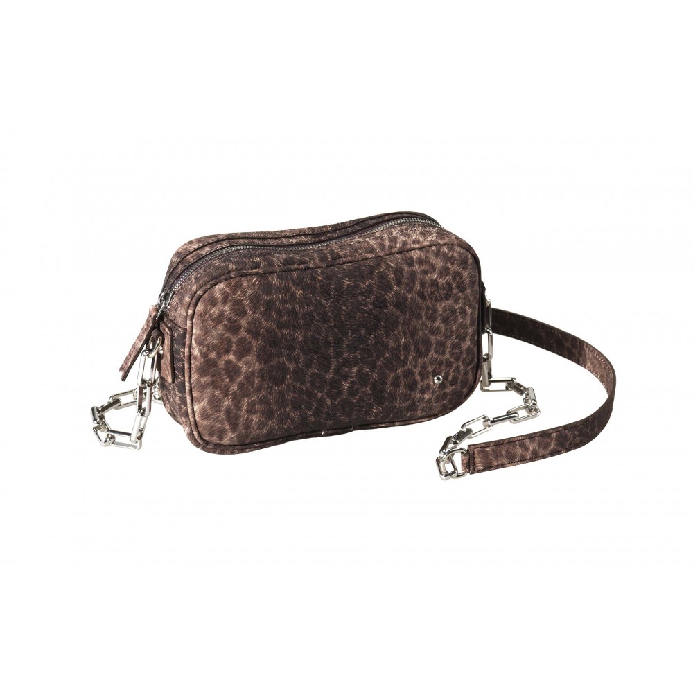 LE PETITE BRETONNE, LÉOPARD SOMBRE